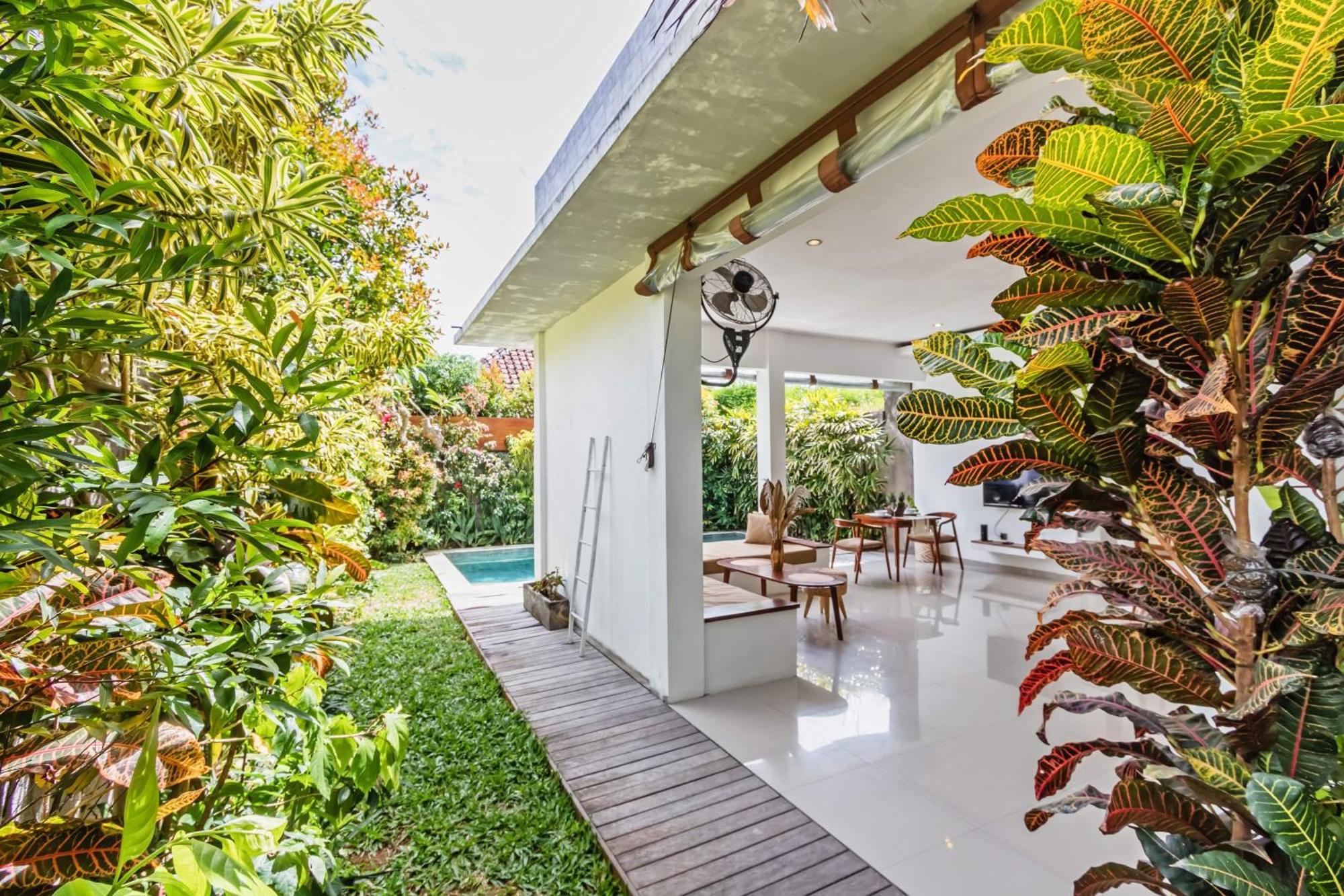 Adorable 1Br Villas In The Herat Of Seminyak Exteriör bild